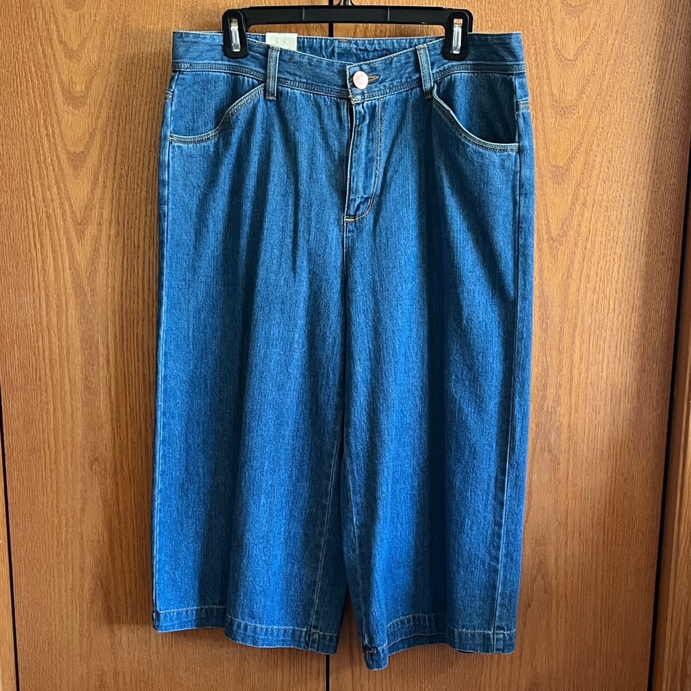 Cropped wide-leg jeans